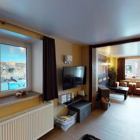 Bien-etre Avec Piscine Whtsap En Photos